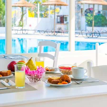 Mikri Vigla Hotel Beach Resort Szálloda