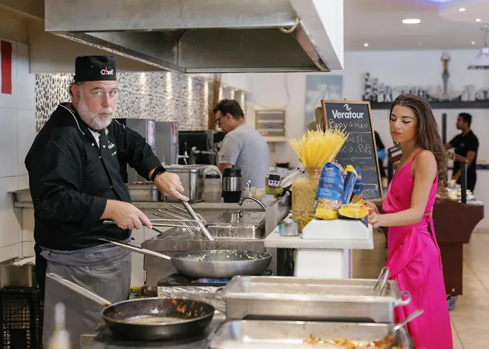 Отель Mikri Vigla Hotel Beach Resort